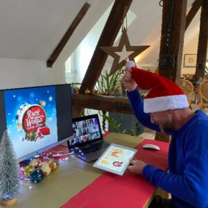 Race Around the World Festive Online